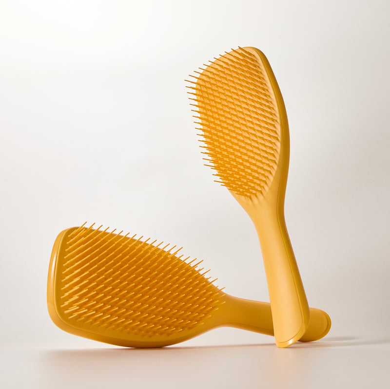 The Ultimate Detangler Naturally Curly