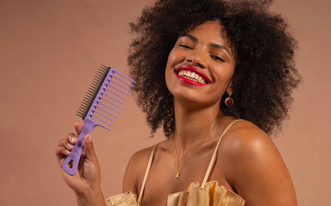 How to Use A Wide Tooth Comb
