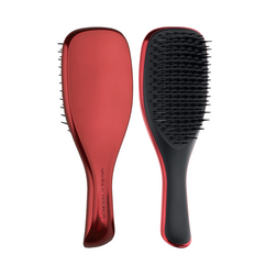 The Devil Wears Prada and Tangle Teezer The Ultimate Detangler™